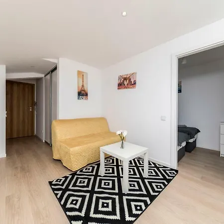 Homestay Apartpoint Arkuszowa Warsaw