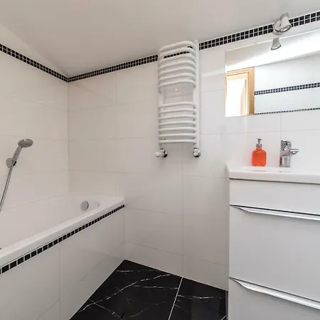 Apartpoint Arkuszowa Homestay *